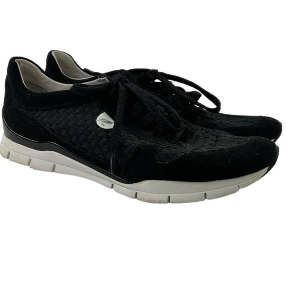 Geox Women's Black lace up sneakers size 40